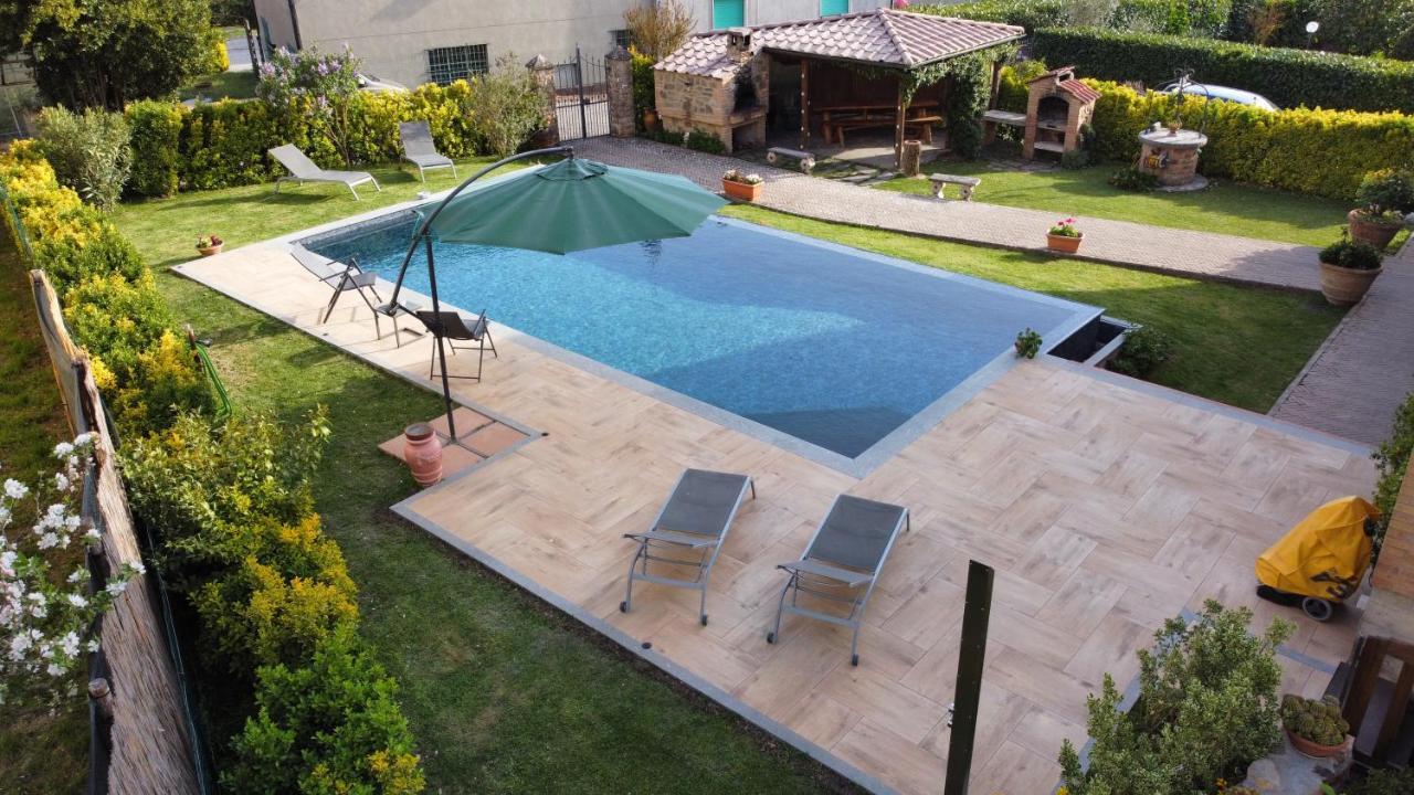 Casa Dani Con Piscina Privata Apartment Монтичано Екстериор снимка